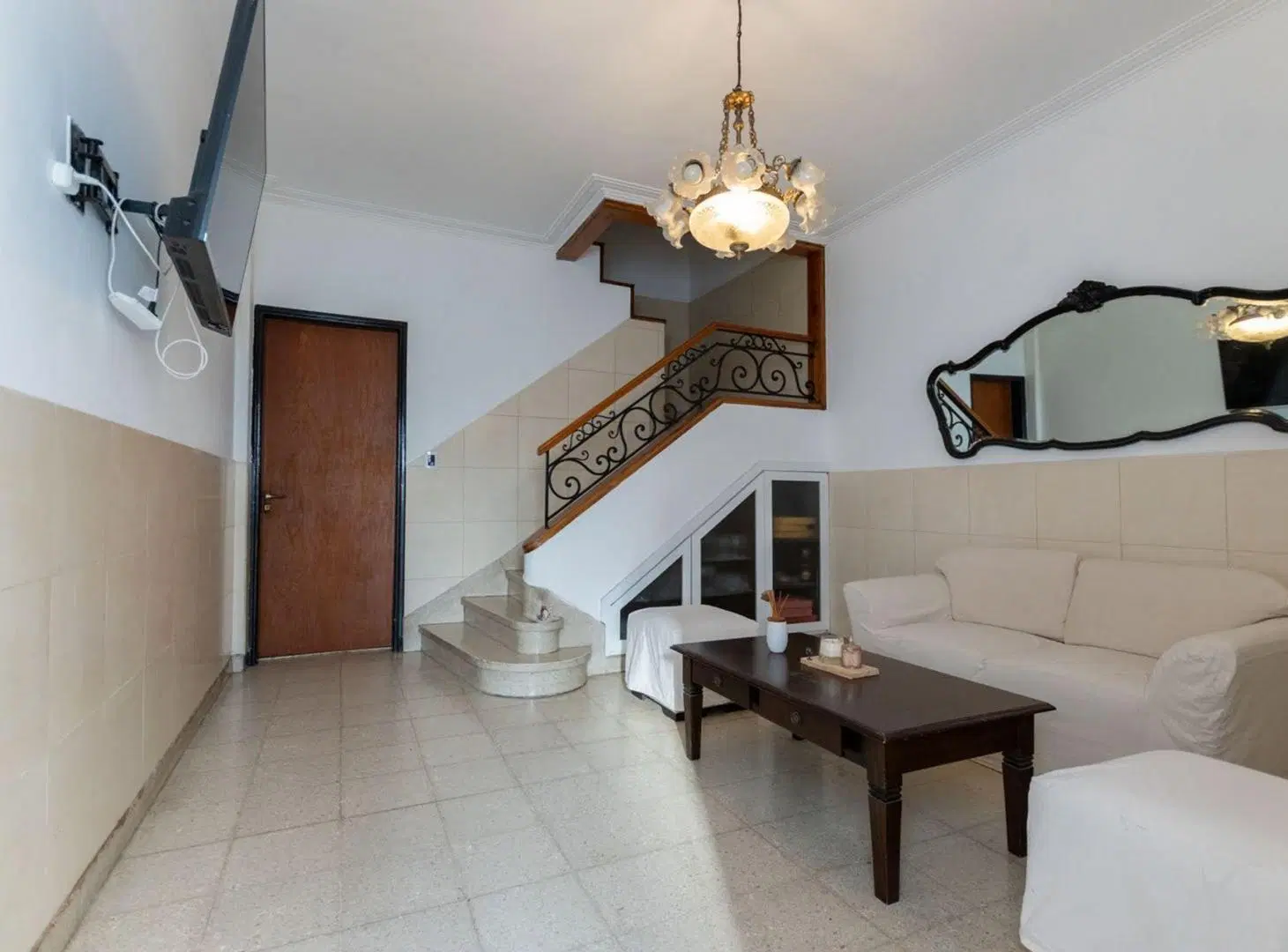 VENTA CASA PRINCIPAL Y SEGUNDA CASA CON PILETA 3