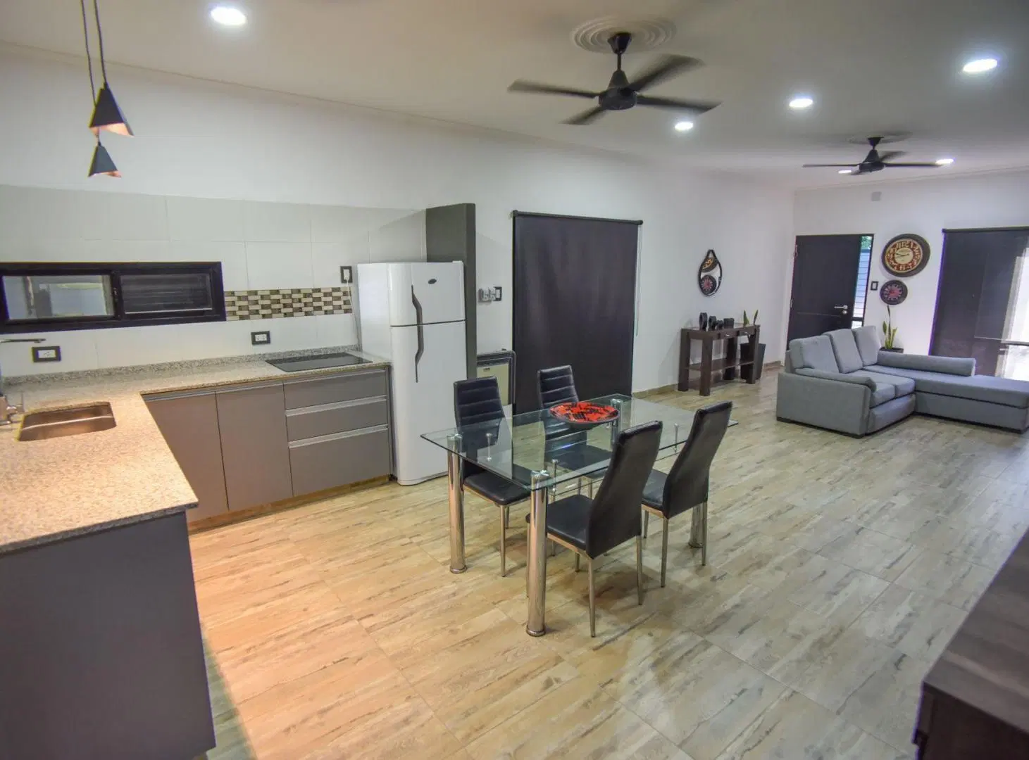VENTA CASA EN ARROYO LEYES KM.13 4