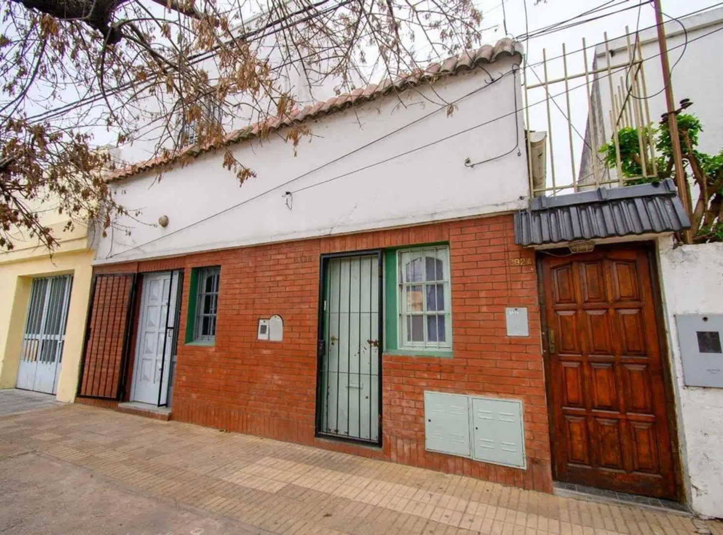Casa al frente 2 Dorm - Barrio Roma 3