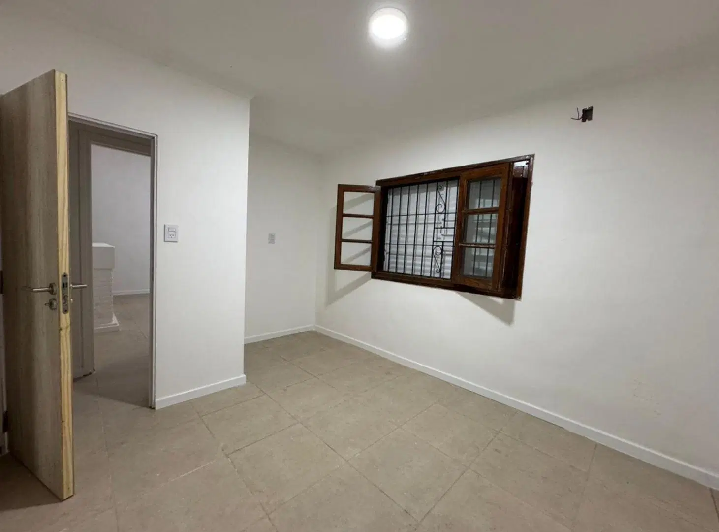 VENTA INTERNO UNICO C PILETA, ASADOR Y DOS DORM 4