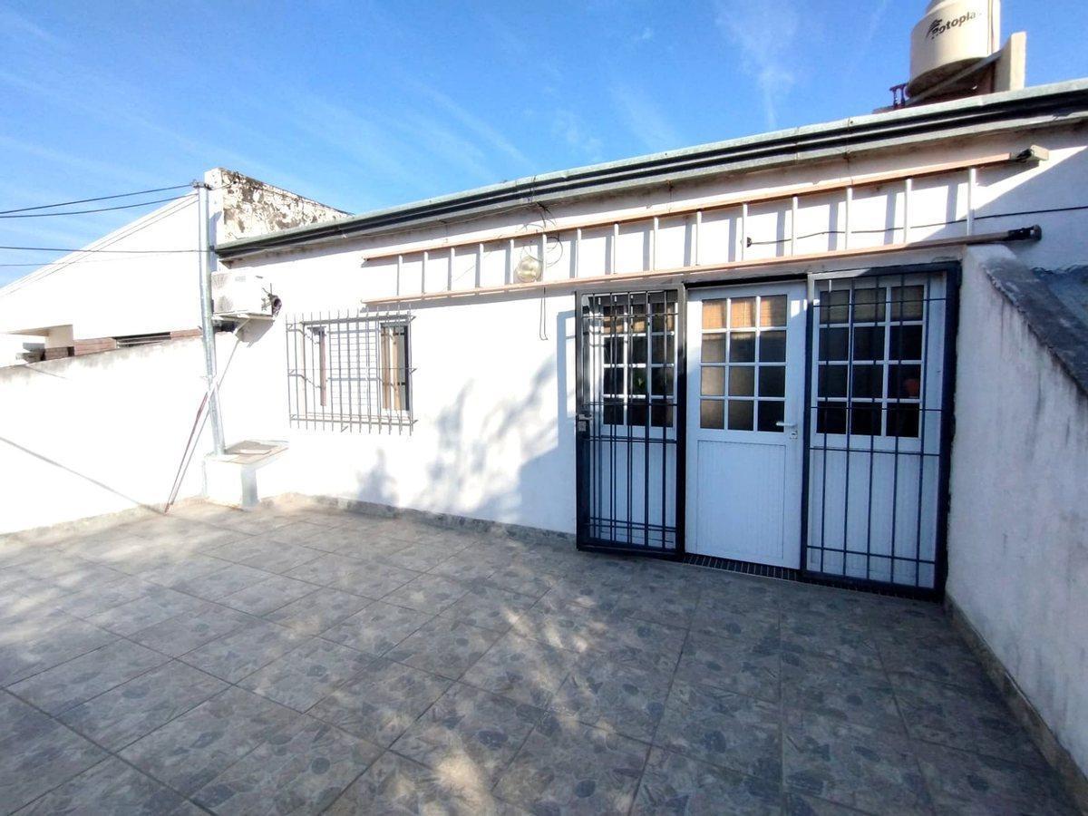 Foto de VENTA DEPARTAMENTO 2 DORM CON TERRAZA AMPLIA, imagen 3