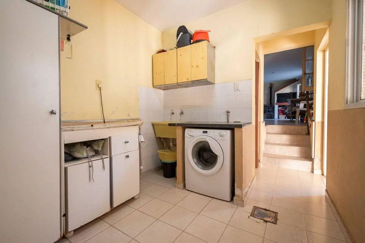 CASA EN LAPRIDA 3735- BARRIO 7 JEFES - SANTA FE 8