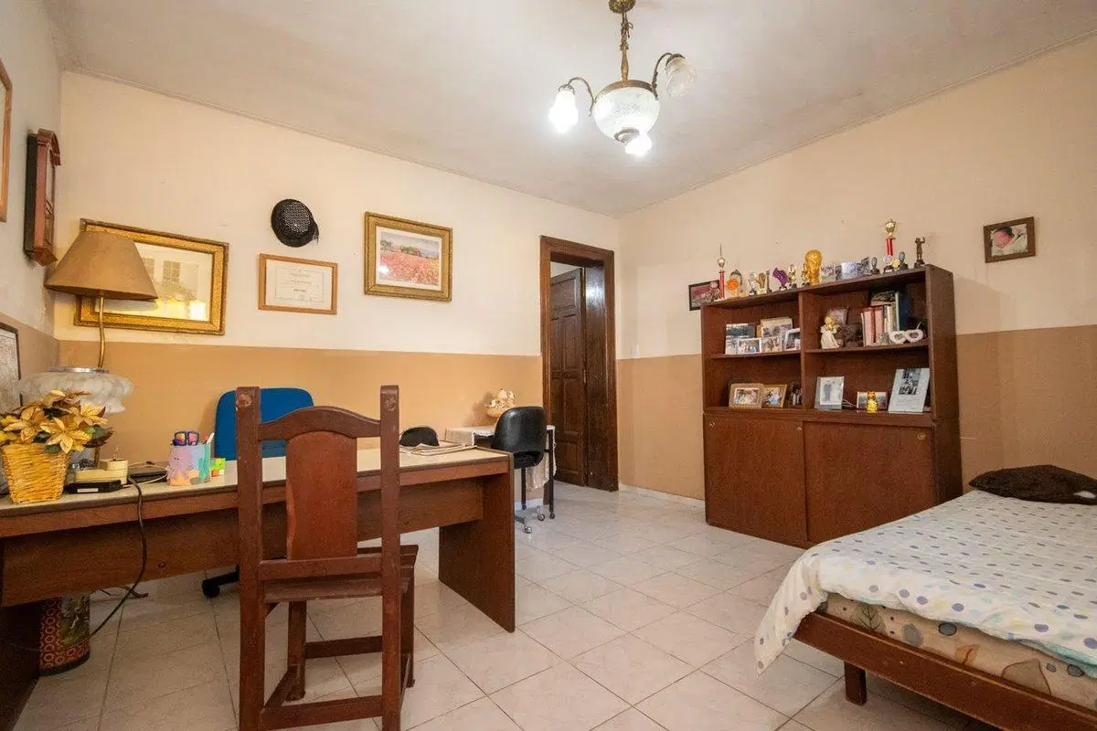 CASA EN LAPRIDA 3735- BARRIO 7 JEFES - SANTA FE 2