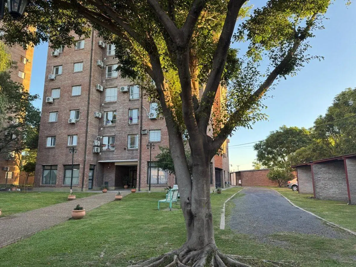 VENTA DEPARTAMENTO 3 DORMITORIOS CON COCHERA. 2