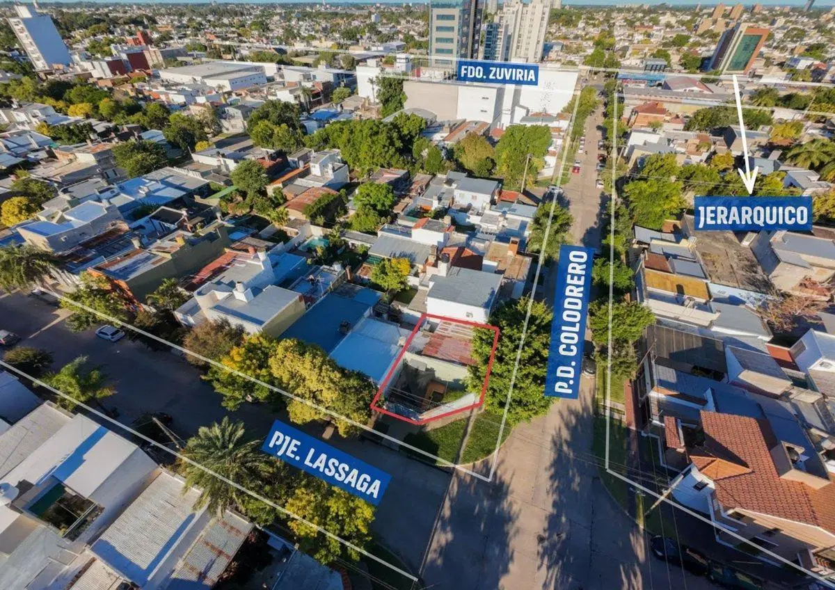 CASA CON GRAN POTENCIAL ZONA JERARQUICOS 2