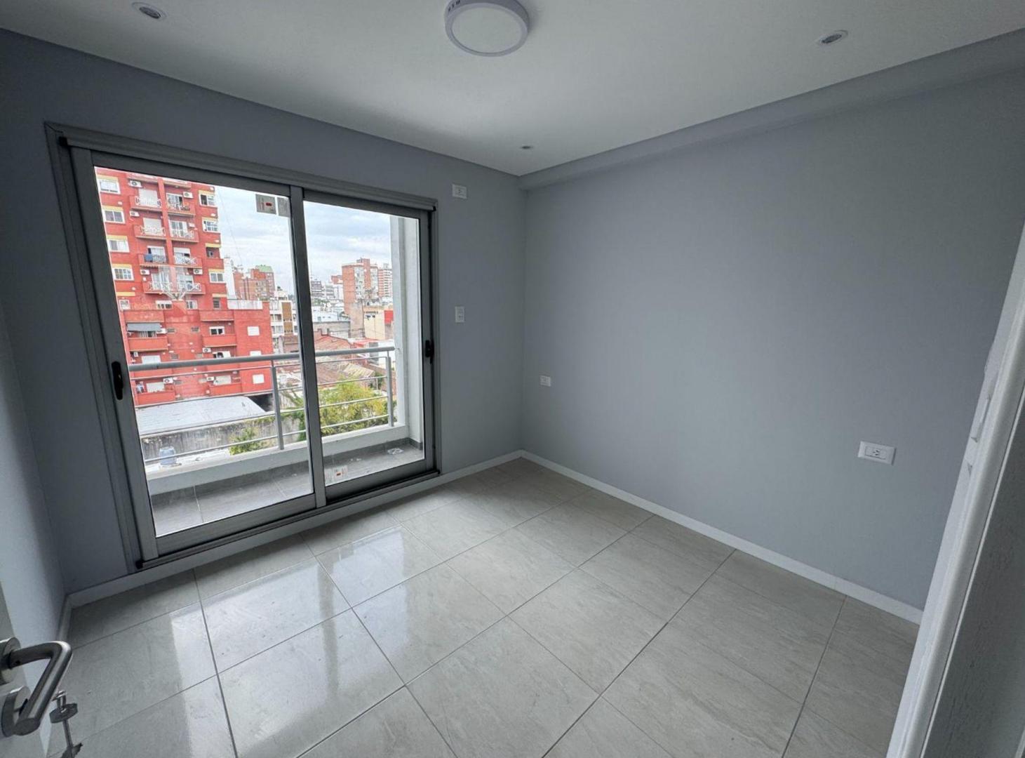 Foto de SE VENDE SEMIPISO zona sur 1 dorm a estrenar, imagen 4