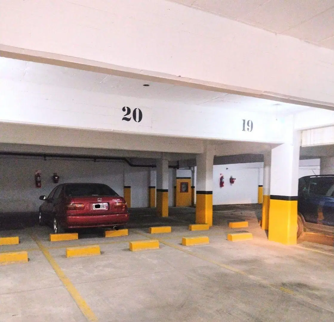 VENTA COCHERA BARRIO CONSTITUYENTES 3