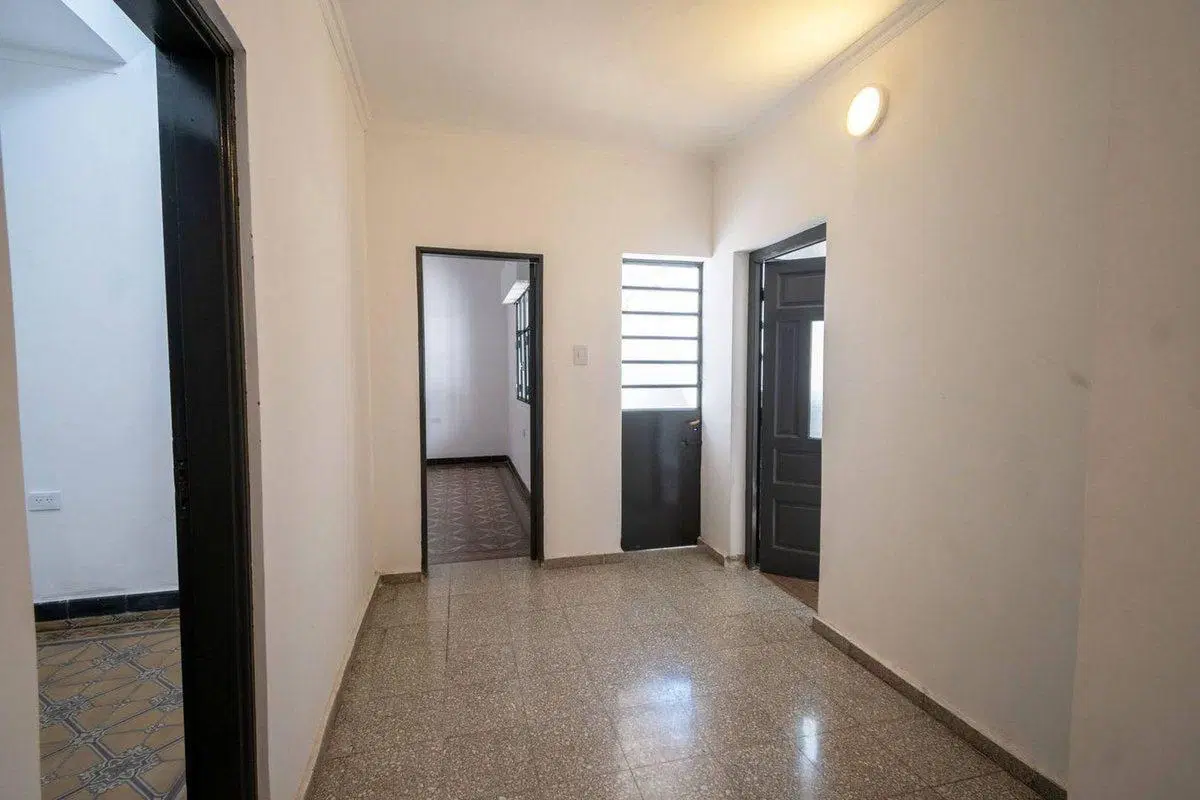 Casa en barrio Sur financiada 8