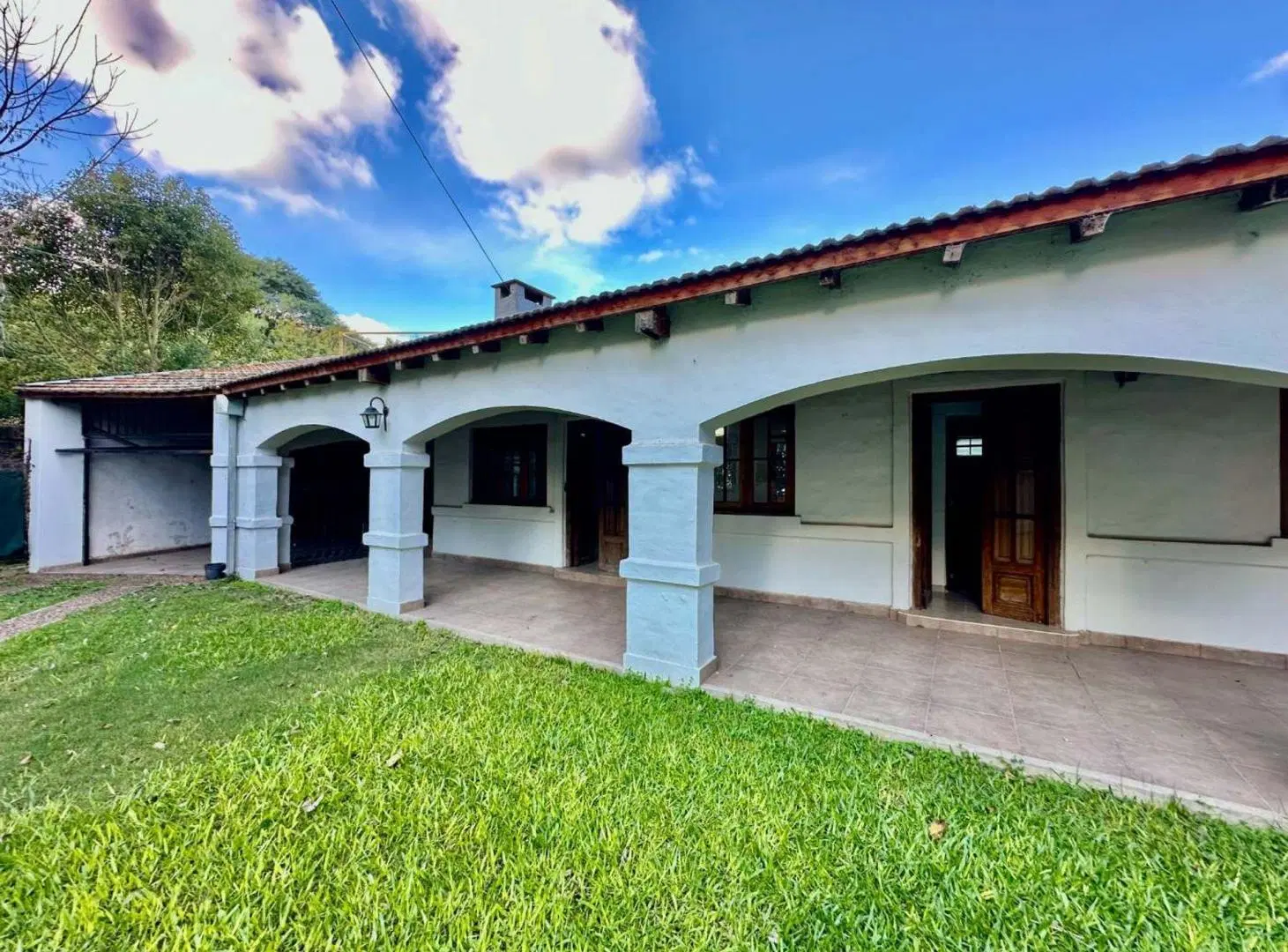 Excelente casa a metros de ruta 1 Colastiné 5