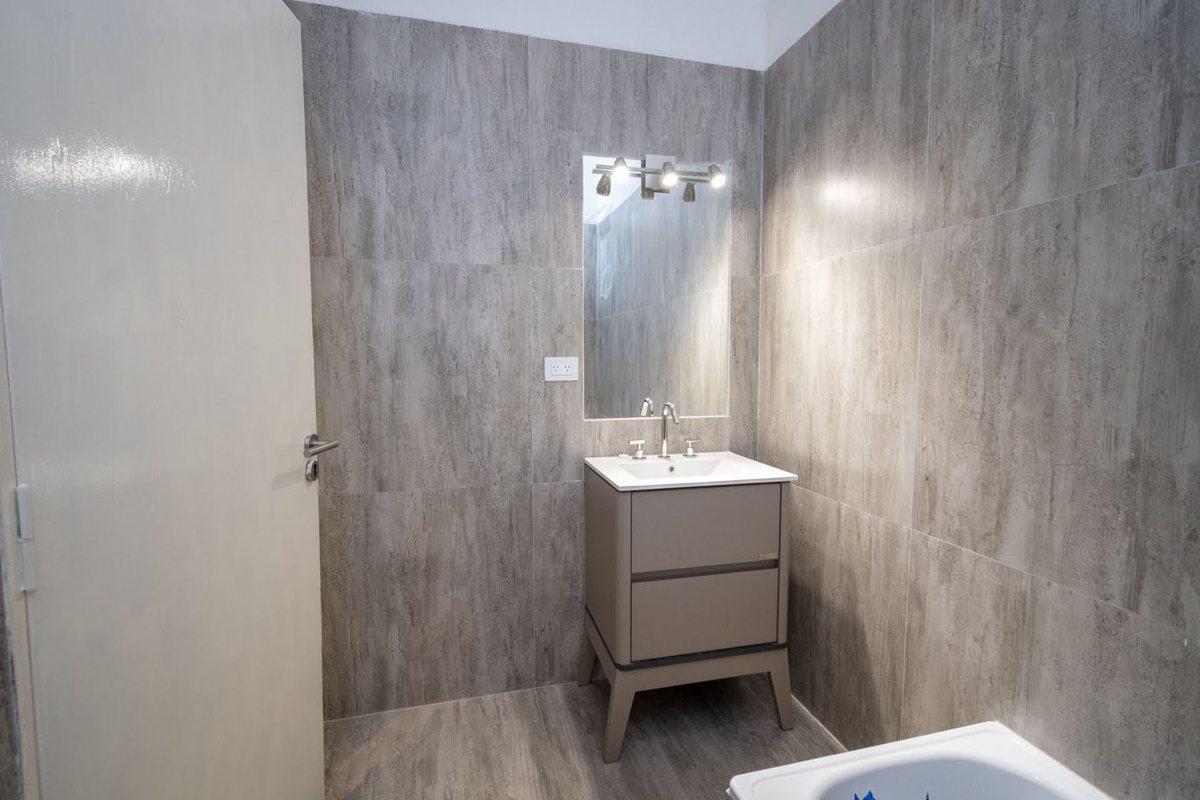 Foto de Moderna Casa a metros de Boulevard y Candioti !, imagen 3