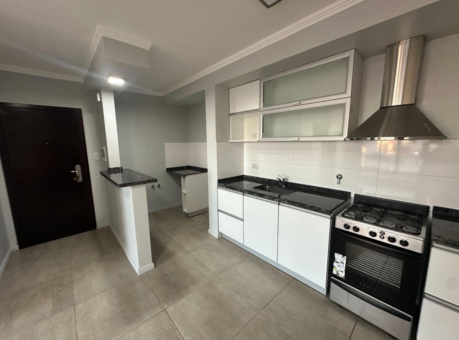 Foto de Alquiler dpto. 1 dorm y coch. con amenities z/Bv., imagen 4