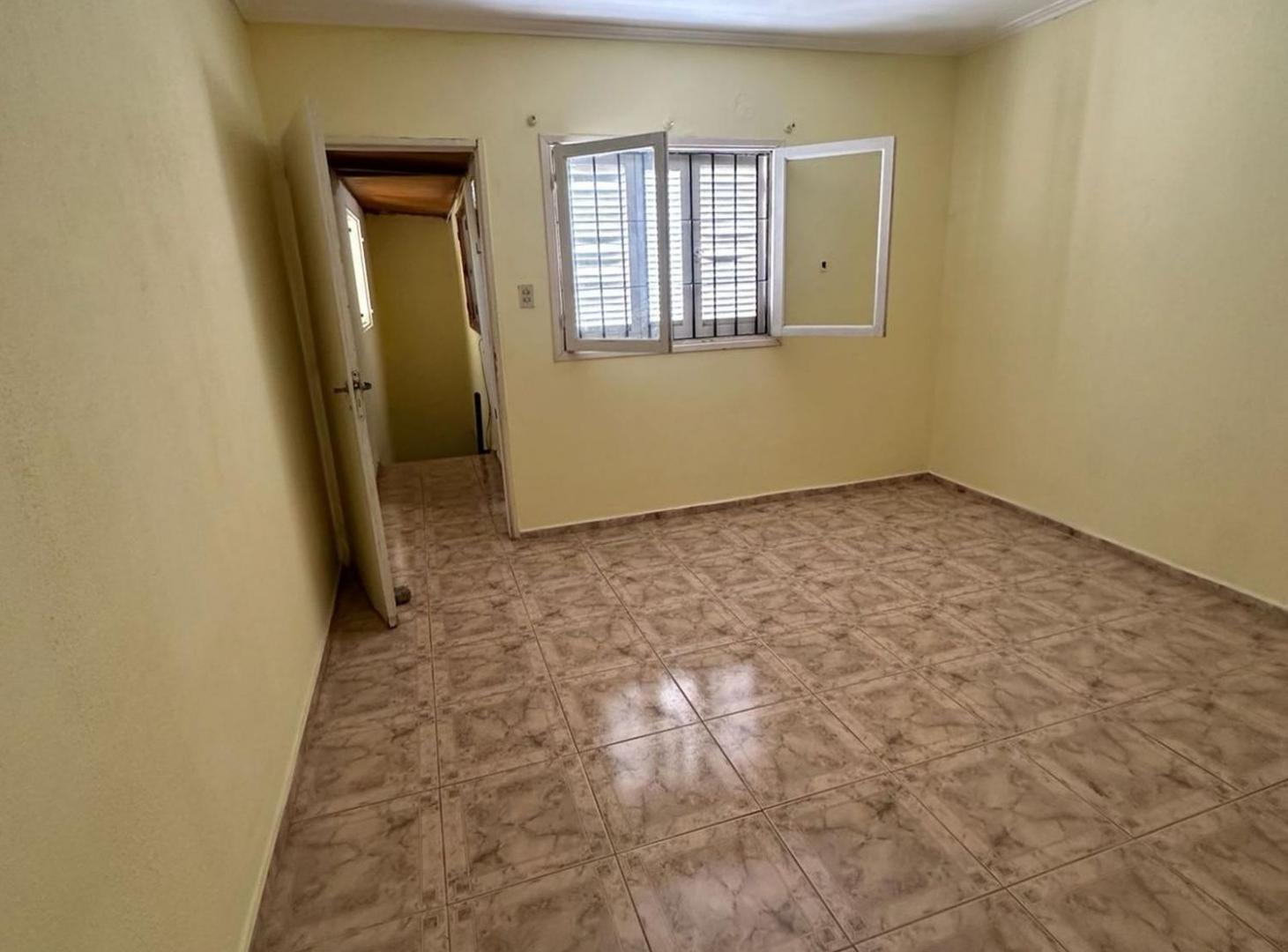 Foto de CASA A LA VENTA EN SARGENTO CABRAL, imagen 4