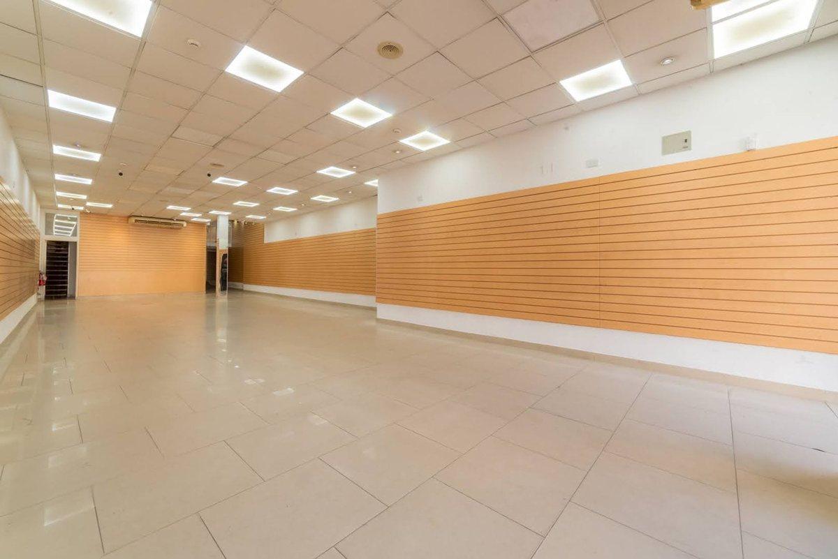 Foto de VENTA GRAN LOCAL COMERCIAL, OFICINAS Y CASA P.ALTA, imagen 2
