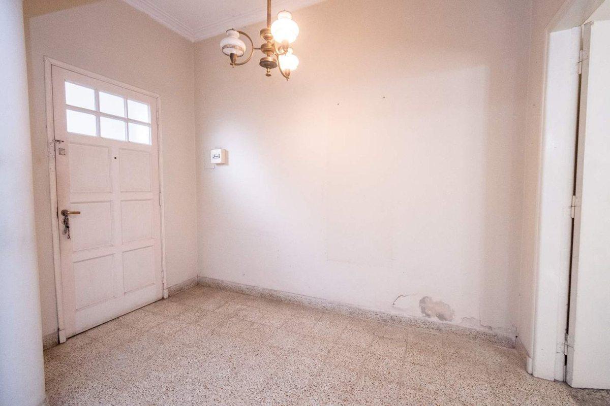 Foto de VENTA INTERNO DOS DORM C PATIO SOBRE AV PROX A BV, imagen 2
