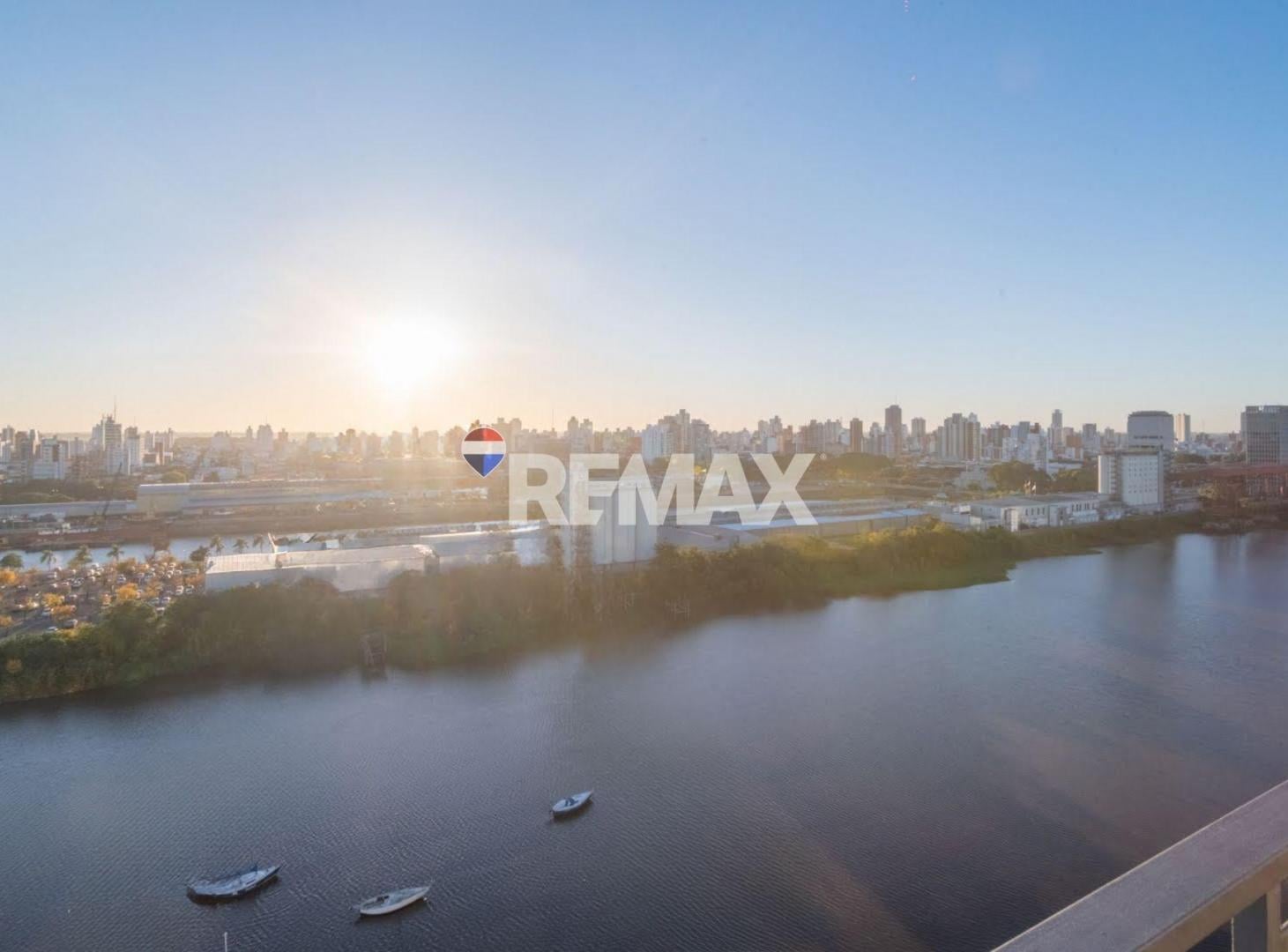 Foto de DPTO. EXCLUSIVO! TERRAZA, JACUZZI C/VISTA AL RÍO, imagen 2