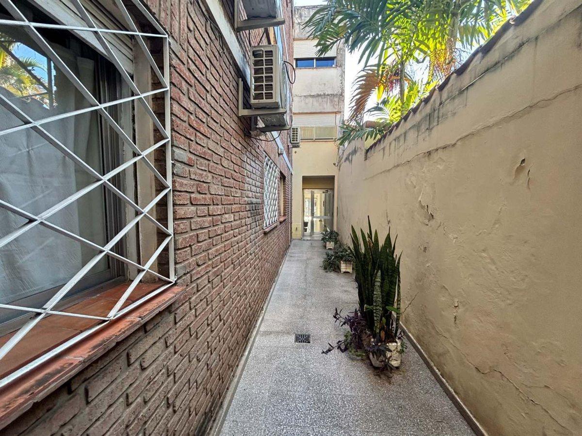 Foto de VENTA - DPTO INTERNO PLANTA ALTA DE 1 DORM, imagen 3