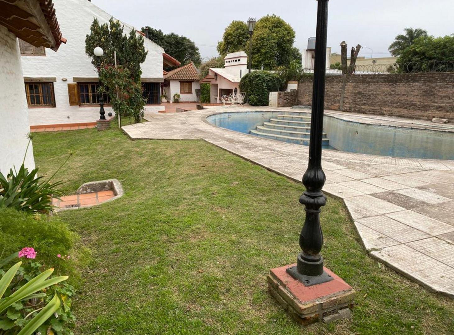 Foto de EXCELENTE CHALET EN VENTA EN SANTO TOMÉ, imagen 4