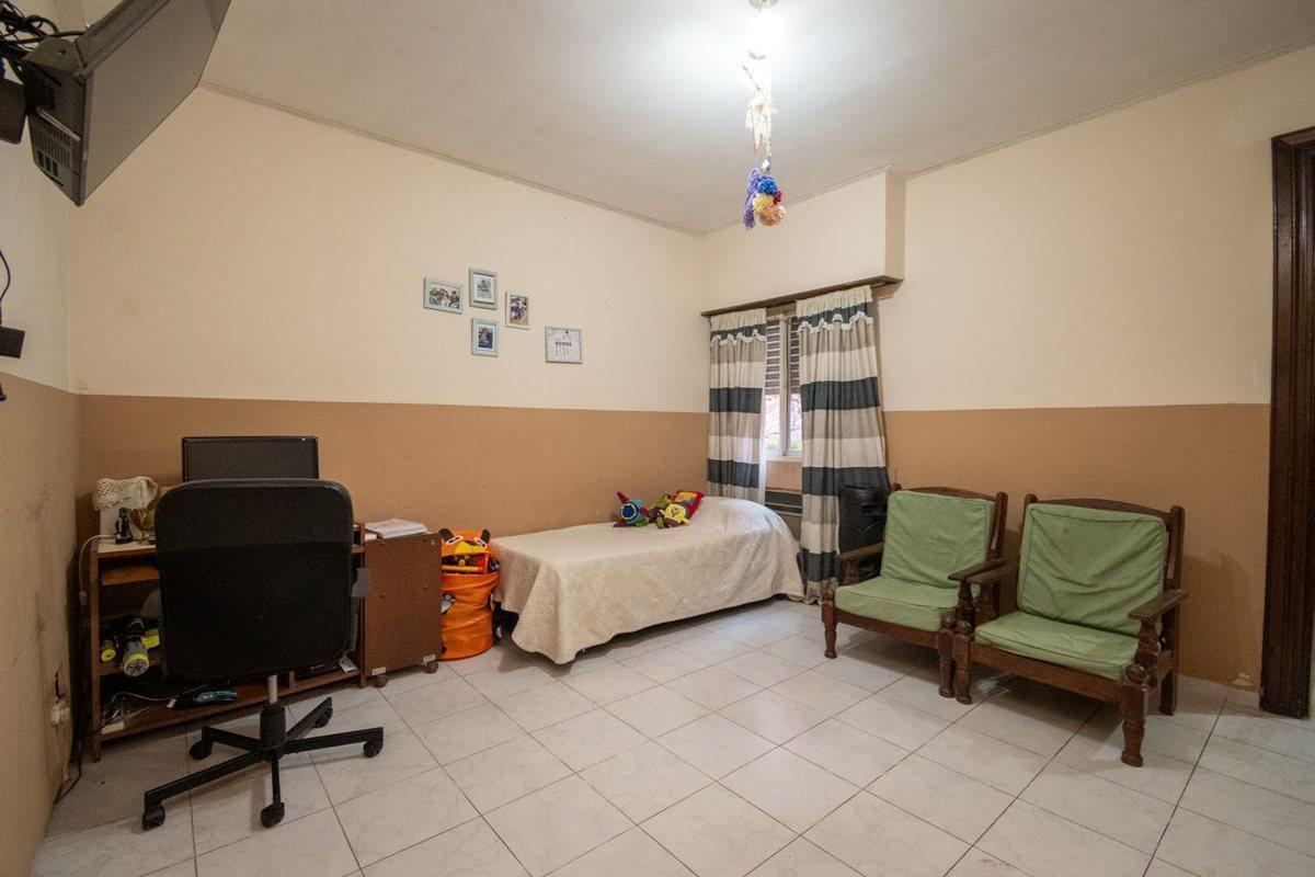 Foto de CASA EN LAPRIDA 3735- BARRIO 7 JEFES - SANTA FE, imagen 2