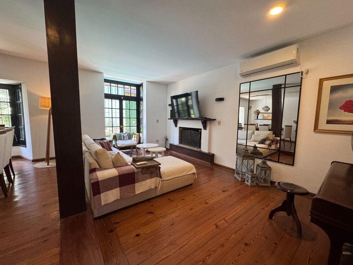 Foto de Casa en Barrio Gudalupe con patio y pileta, imagen 5