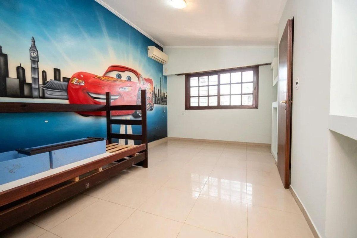 Foto de CASA EXCLUSIVA CON PILETA EN 7 JEFES, imagen 5