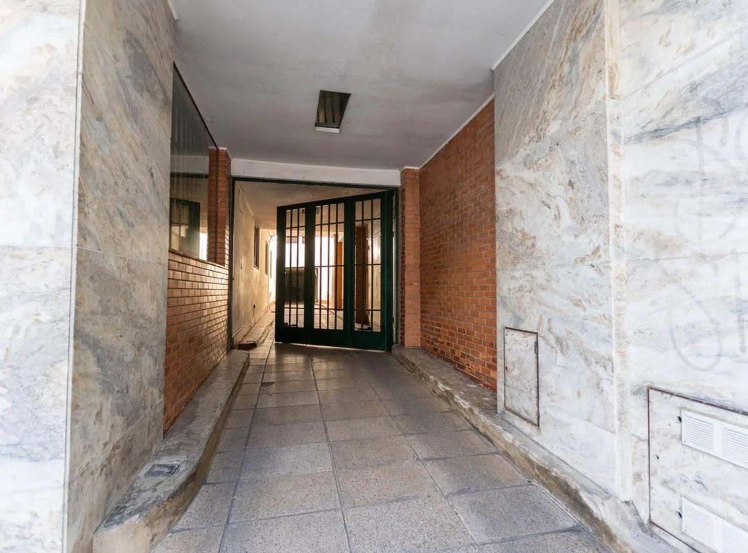 Foto de COCHERA CUBIERTA EN VENTA | CENTRO DE SANTA FE, imagen 2