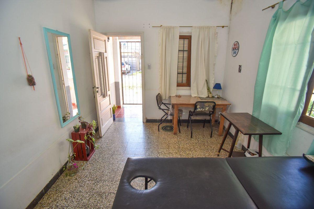 Foto de Casa al frente y Dpto. en z/ Comercial Blas Parera, imagen 5