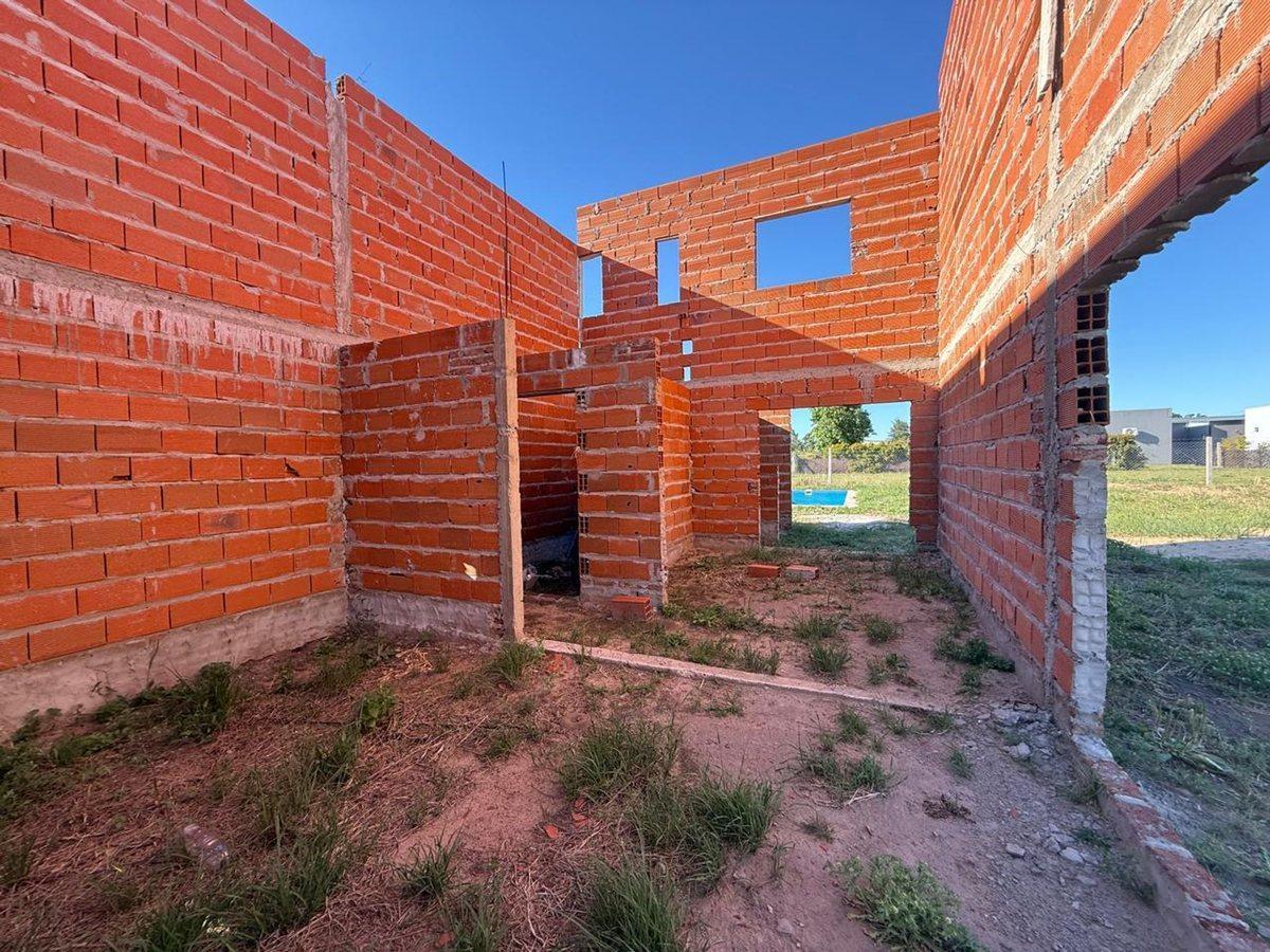 Foto de JARDINES DE LA COSTA TERRENO CON CONSTRUC. Y PILE, imagen 2