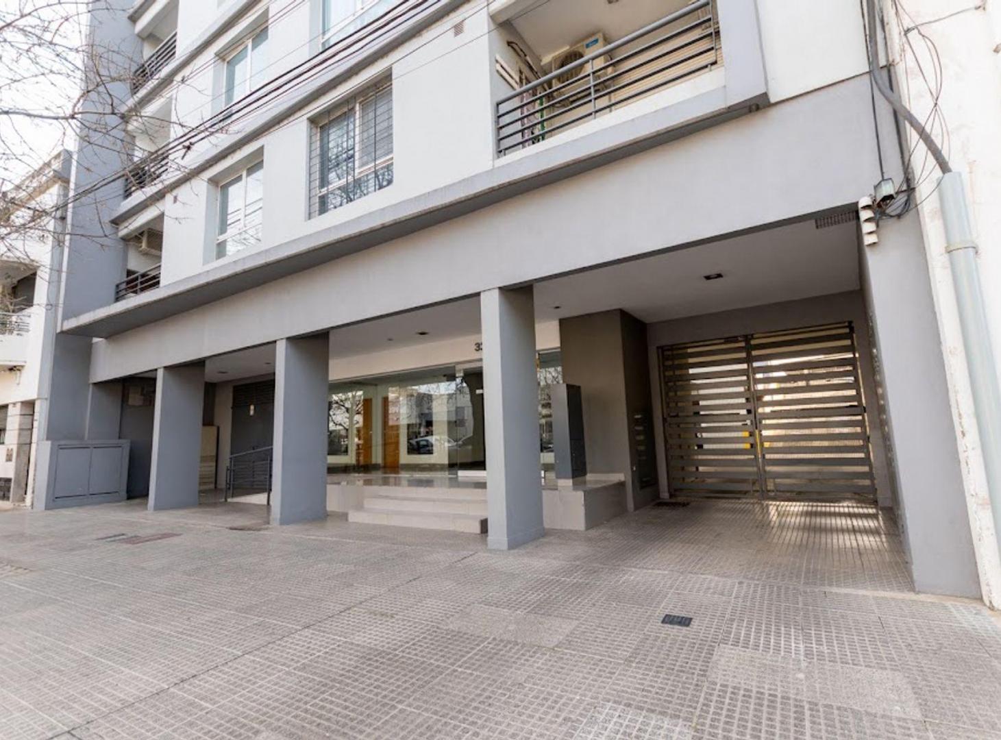 Foto de DPTO 2 DORMITORIOS CON COCHERA | AV. GRAL. LÓPEZ, imagen 4