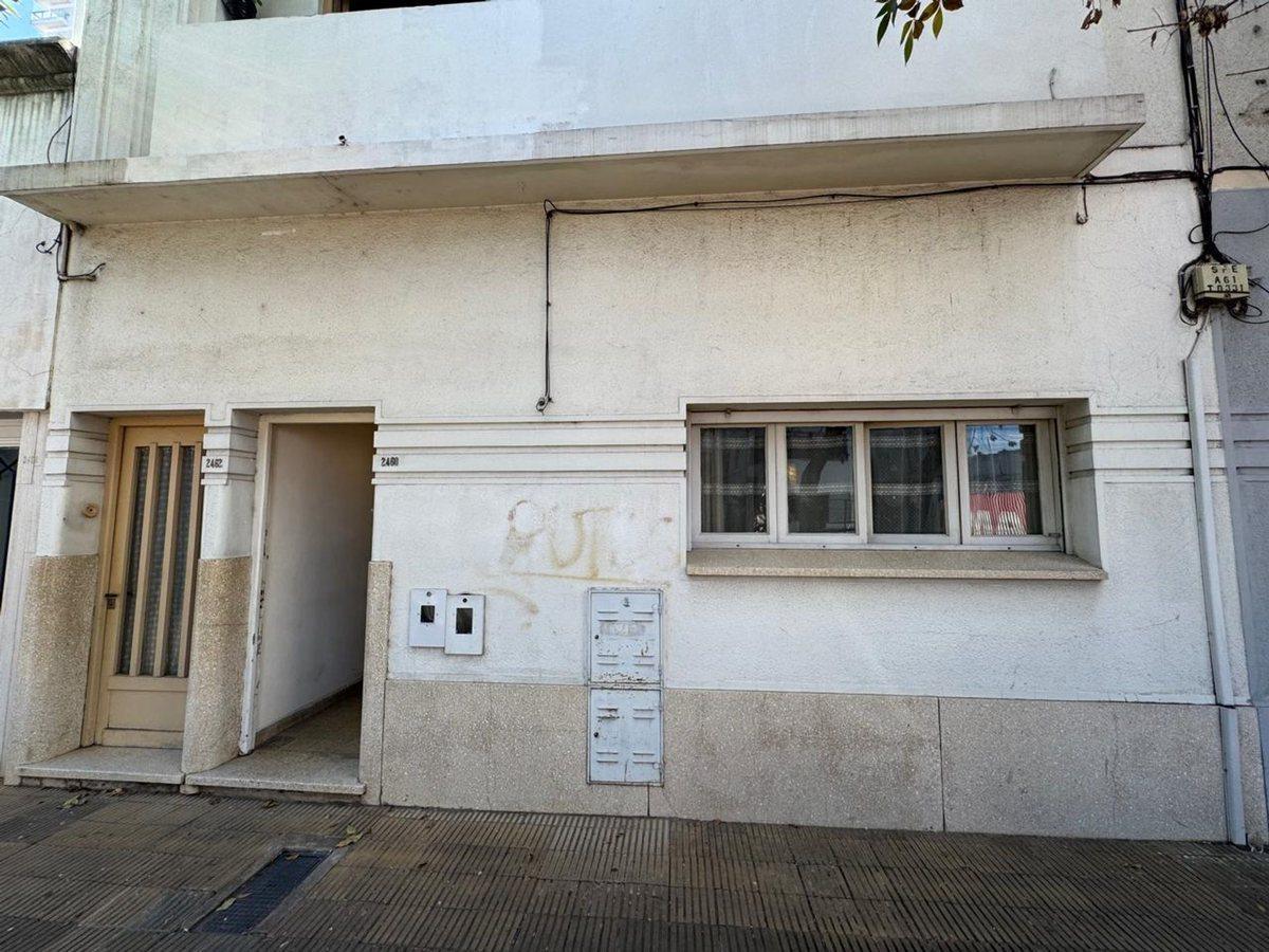 Foto de Venta!! Casa 3 Dorm. Francia 2460 APTA HIPOTECARIO, imagen 4