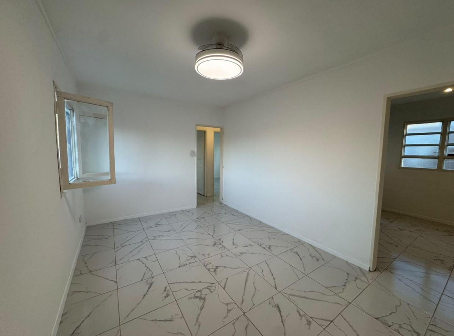 Foto de DPTO OPORTUNIDAD RENOVADO NUEVO 2 DORM C COCHERA, imagen 2