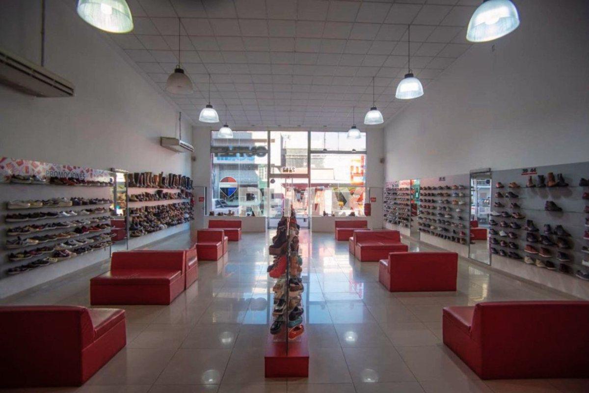 Foto de ALQUILER LOCAL COMERCIAL MODERNO Y CENTRICO, imagen 2