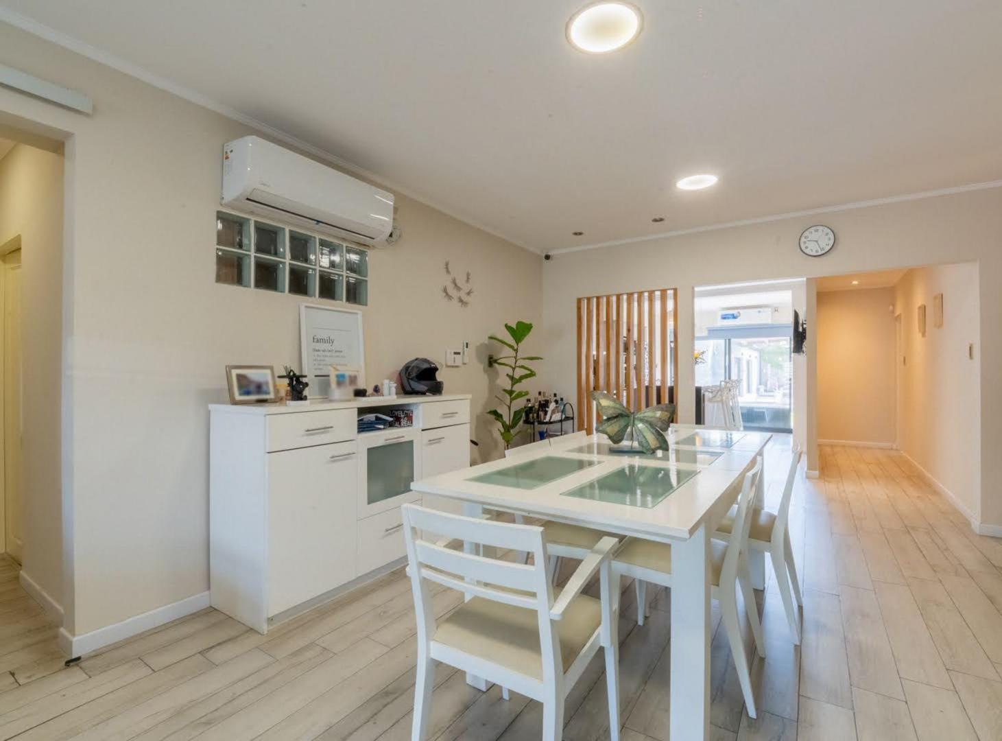 Foto de Casa de 4 dormitorios y pileta. Las Moras-Monte.V, imagen 3
