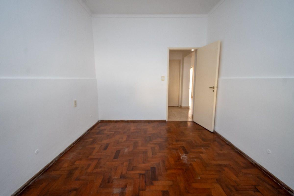 Foto de Venta casa 2 dormitorios cochera y patio., imagen 3