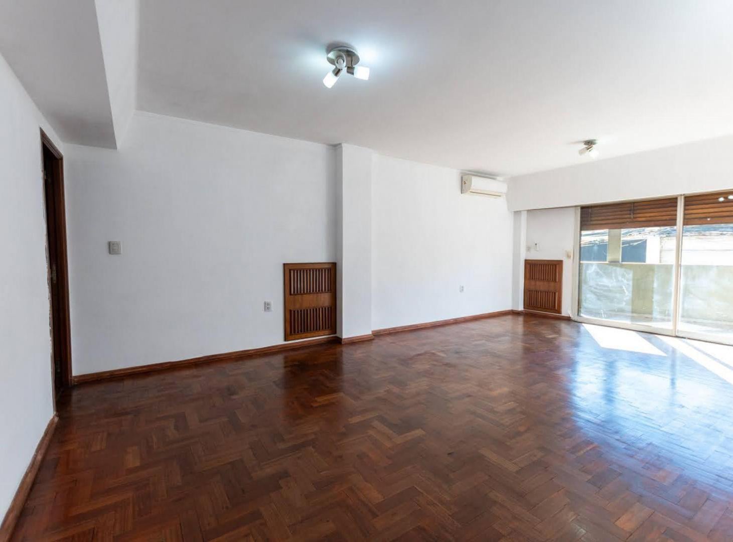 Foto de Venta Piso de 4 Dormitorios en Zona Centro, imagen 1