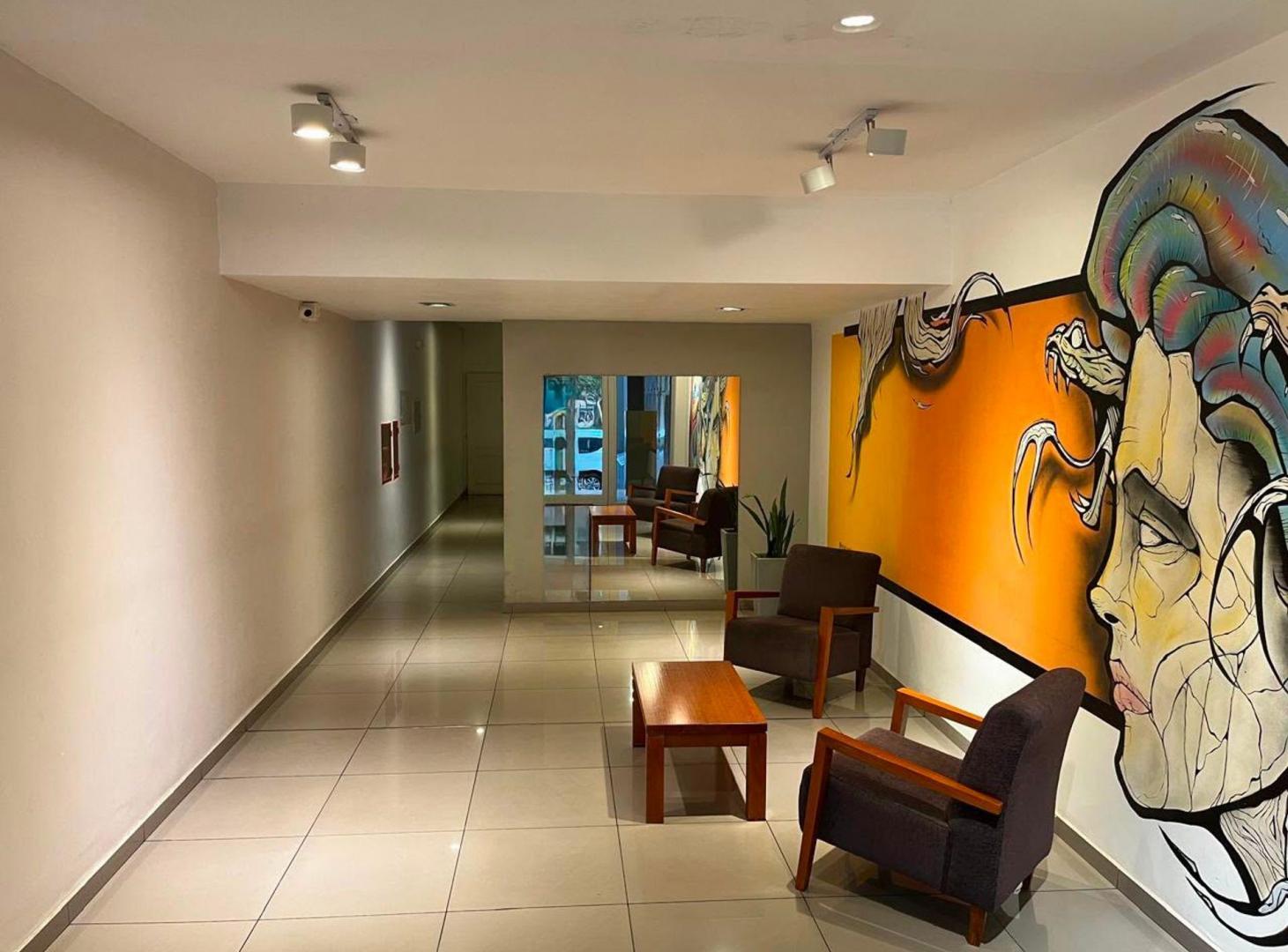 Foto de EXCELENTE DEPARTAMENTO EN BARRIO SUR, imagen 2