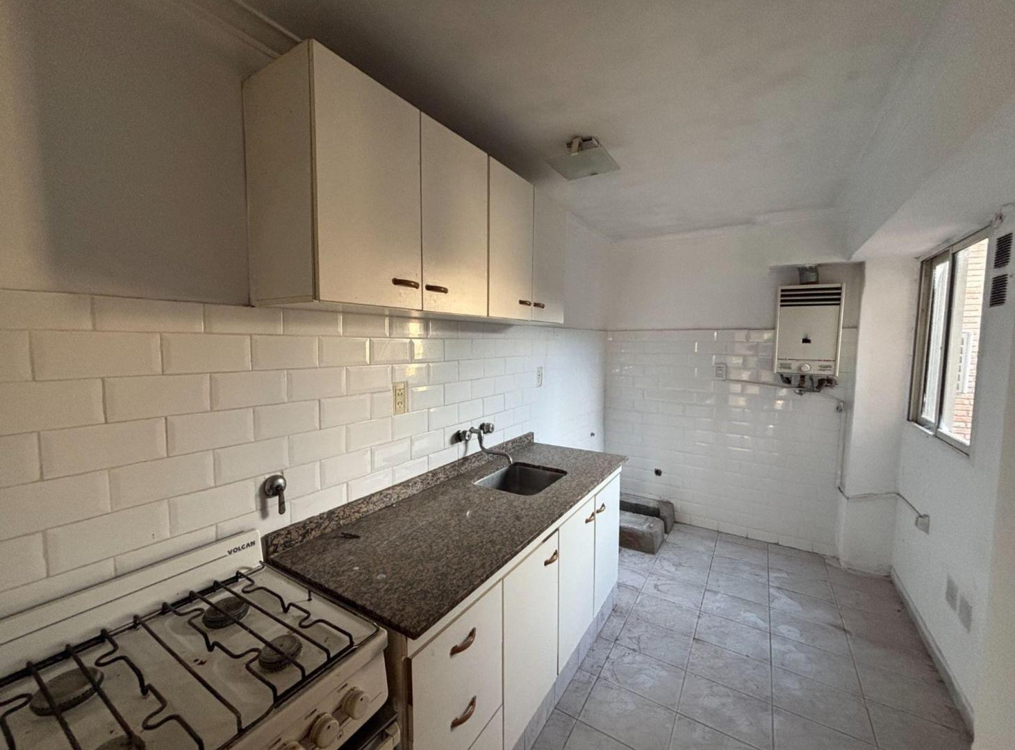 Foto de DPTO EN VENTA EN CANDIOTI SUR - 2 DORMITORIOS, imagen 3