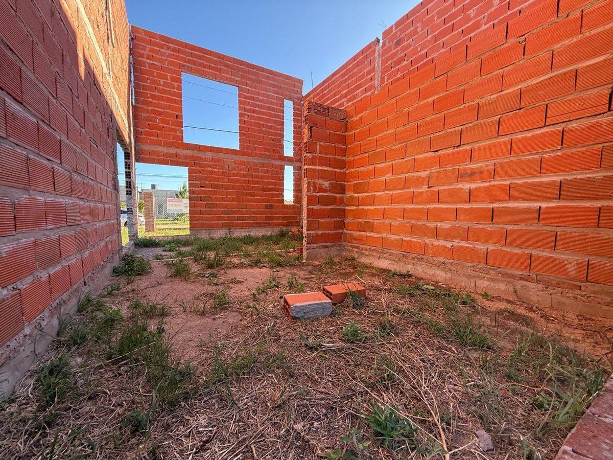 Foto de JARDINES DE LA COSTA TERRENO CON CONSTRUC. Y PILE, imagen 4