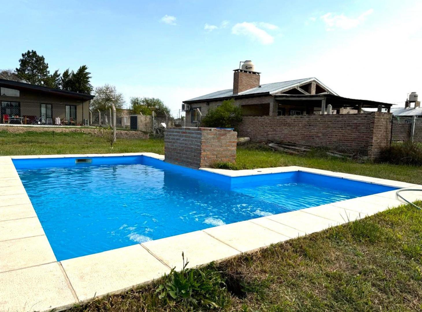 Foto de VENTA CASA-QUINTA 3 DORM C PISCINA EN ARROYO LEYES, imagen 2