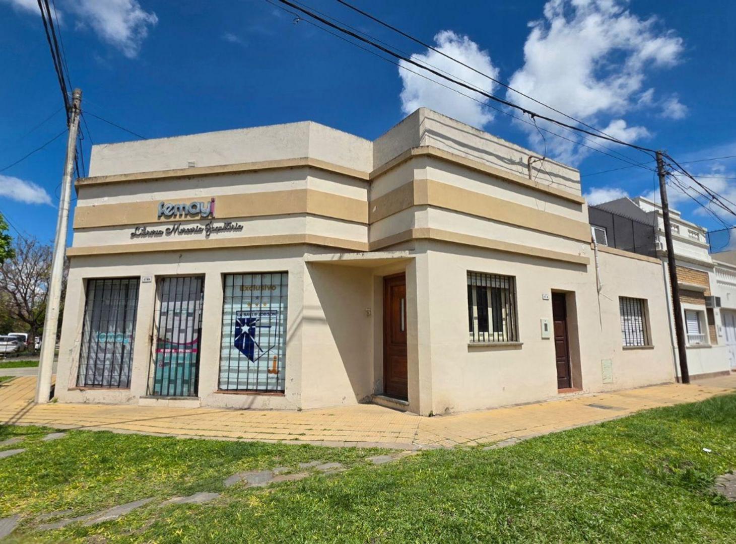 Foto de SE VENDE CASA DE 3 D. MAS LOCAL EN BARRIO CANDIOTI, imagen 4