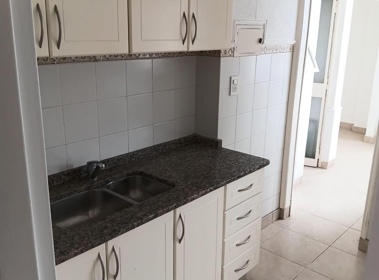 Foto de Venta dpto 3 dorm peatonal San Martín y Suipacha, imagen 4
