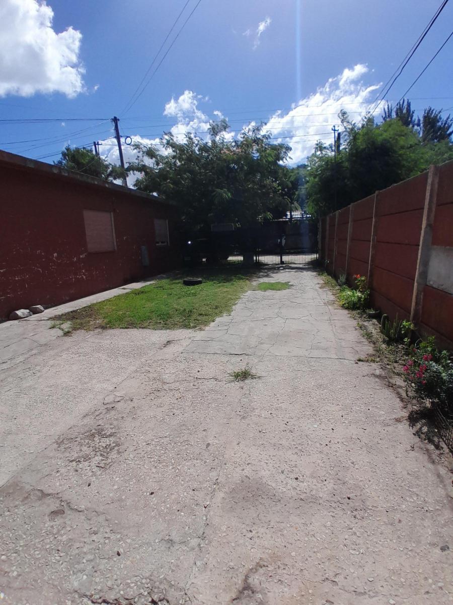 Chalet 3 Amb. Garaje quincho.¡Oport! Namuncurá Al 2200 4