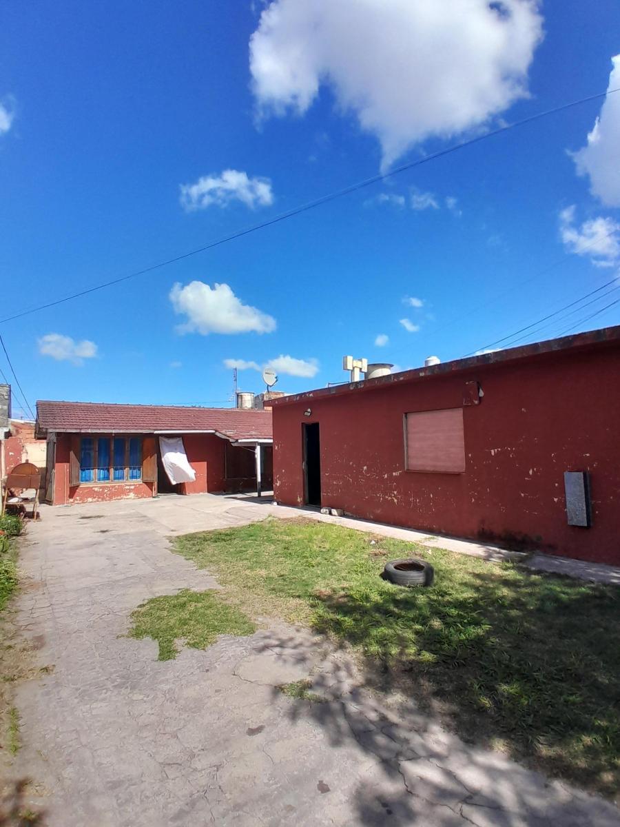 Chalet 3 Amb. Garaje quincho.¡Oport! Namuncurá Al 2200 2