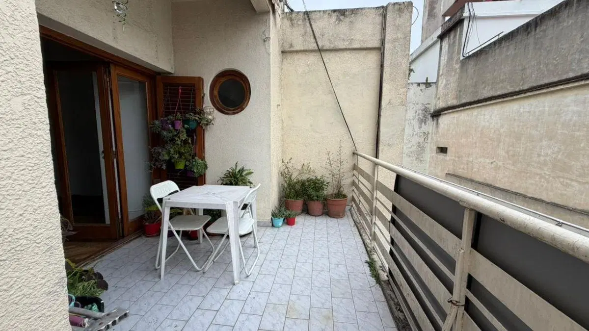 Venta Semipiso 3 Ambientes con Dependencia y Balcón, Muy Luminoso y Silencioso Belgrano/colegiales 4