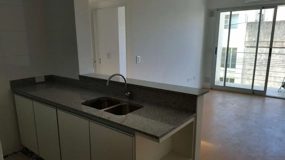ALQUILER Excelente departamennto de 2 ambientes con balcón en Colegiales 5
