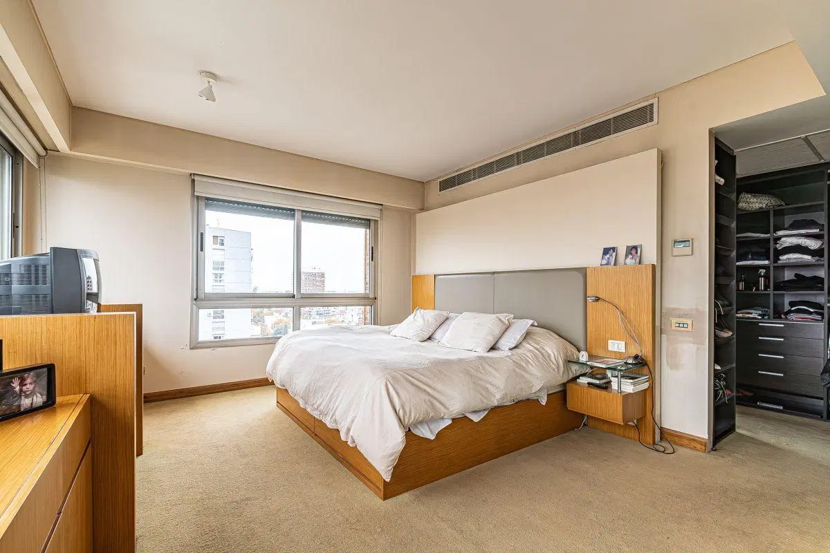 VENTA Exclusivo Penthouse en lo mejor de Belgrano. Terraza propia, 2 cocheras. Seguridad 24hs 3
