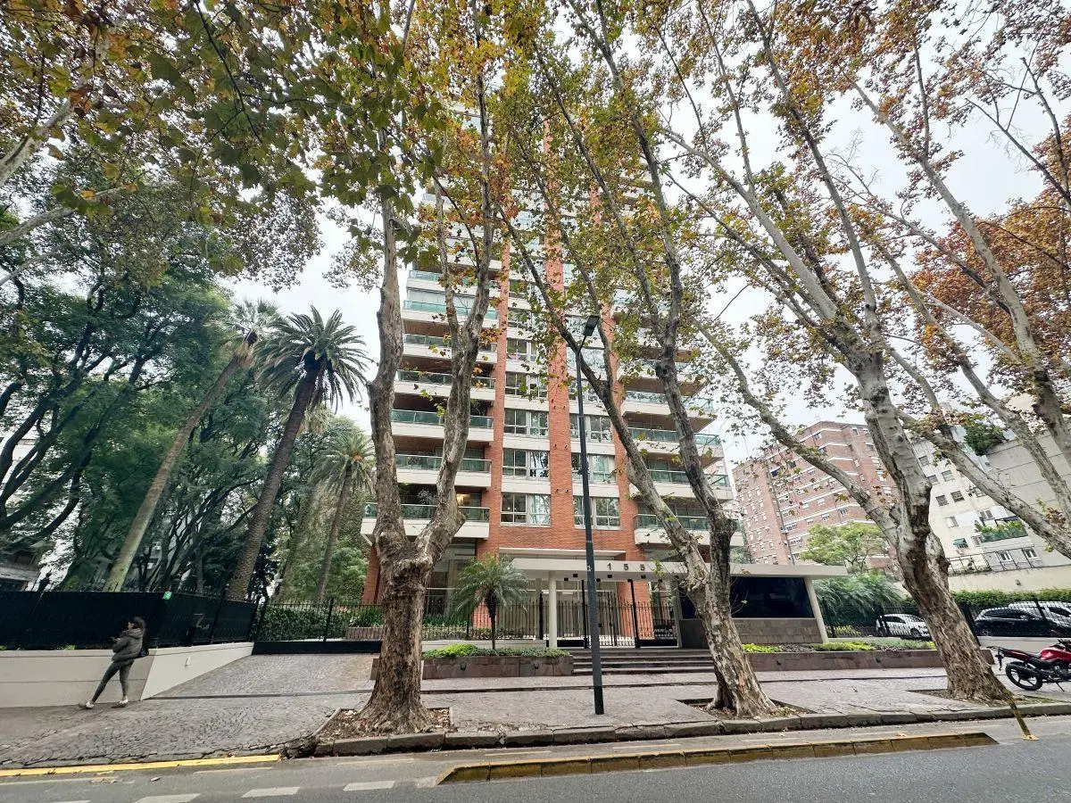 VENTA Exclusivo Penthouse en lo mejor de Belgrano. Terraza propia, 2 cocheras. Seguridad 24hs 2