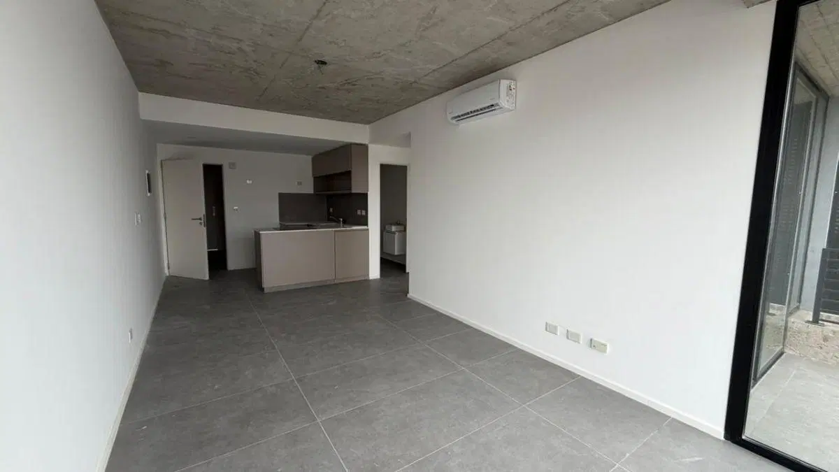 VENTA Excelente 2 ambientes a estrenar con balcón y dormitorio en suite. Inmejorable vista. Núñez 3