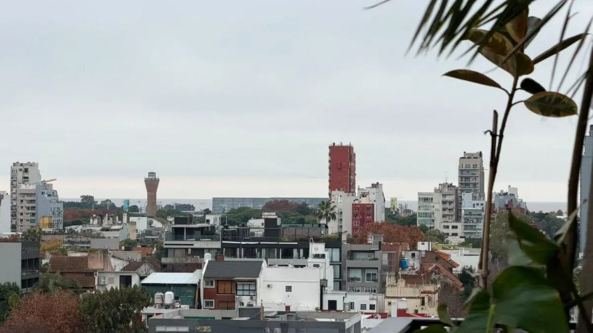 VENTA Monoambiente a estrenar en piso alto con excelente luz. Núñez 4