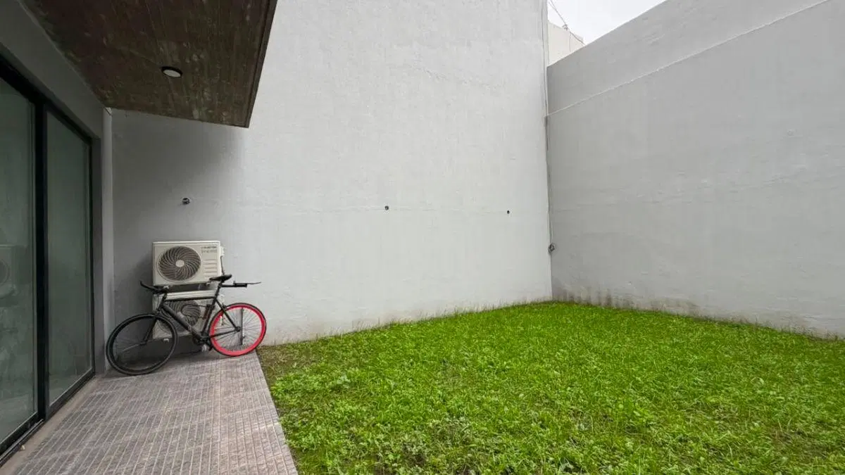 VENTA Excelente 2 ambientes con jardín propio y dormitorio en suite a estrenar en Núñez 4