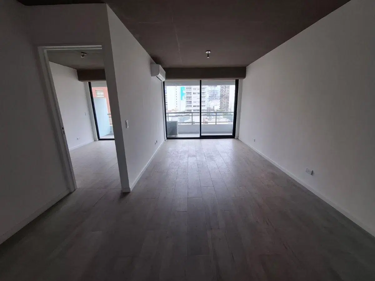 ALQUILER Excelente 2 ambientes a estrenar con balcón en Torre Hub. Núñez 4